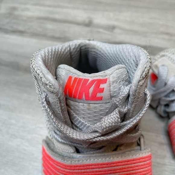 Nike SkyStepper Strap Pure Platinum Atomic Red Basketball Shoes Sneakers 9.5 - Picture 3 of 11